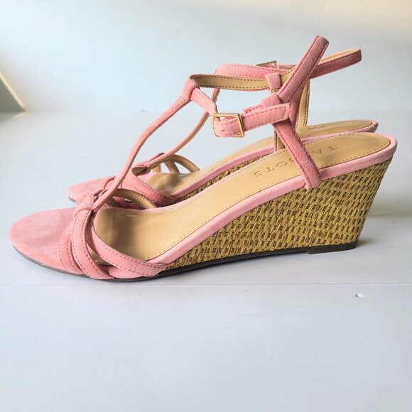 Talbots Shell Coral Pink Genuine Suede Royce T-Strap Kitten Wedge Heel Sandals 7 - Picture 7 of 10